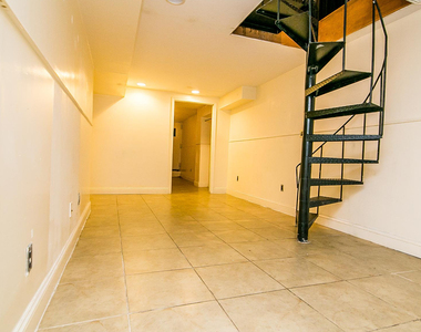 269 Melrose St - Photo Thumbnail 1