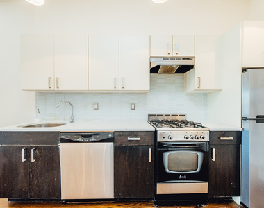 12 Underhill Ave - Photo Thumbnail 15