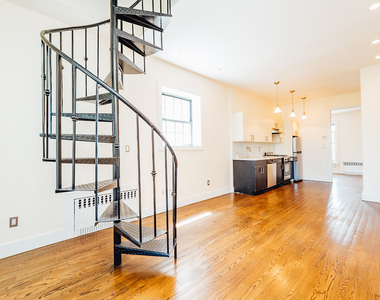 12 Underhill Ave - Photo Thumbnail 5