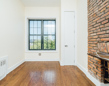 12 Underhill Ave - Photo Thumbnail 12