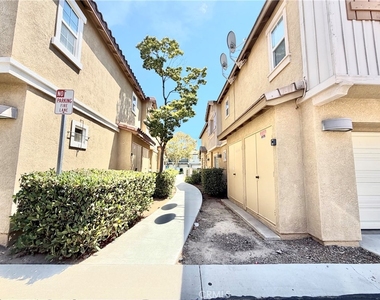15637 Lasselle - Photo Thumbnail 20
