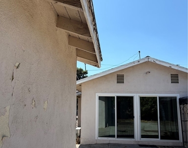 806 S Chapel - Photo Thumbnail 4