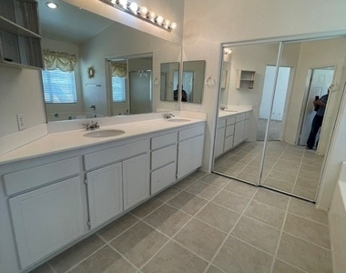 179 Alabaster Loop - Photo Thumbnail 20