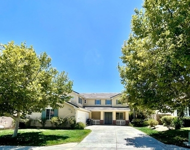 179 Alabaster Loop - Photo Thumbnail 1