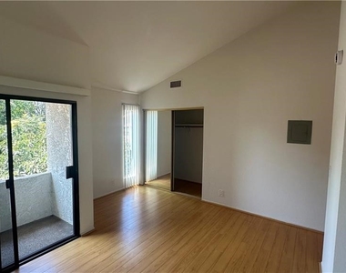 421 Porter Street - Photo Thumbnail 13