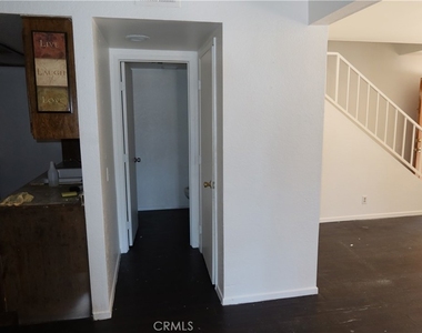 826 E Avenue J12 - Photo Thumbnail 9