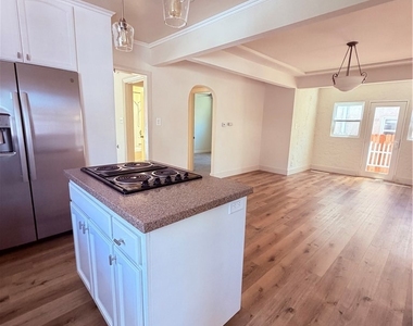 236 N Myers - Photo Thumbnail 3