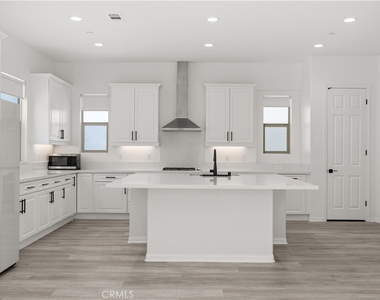 27448 Pioneer Court - Photo Thumbnail 14