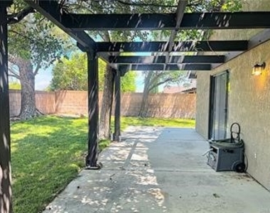 43401 Alep Avenue - Photo Thumbnail 45