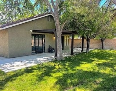 43401 Alep Avenue - Photo Thumbnail 41