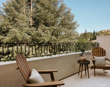 4940 Hesperia Ave - Photo Thumbnail 26