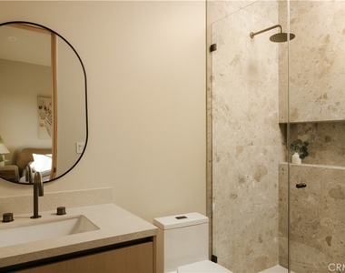 4940 Hesperia Ave - Photo Thumbnail 19