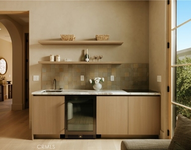 4940 Hesperia Ave - Photo Thumbnail 15
