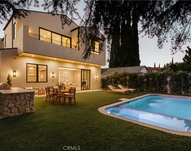 4940 Hesperia Ave - Photo Thumbnail 35