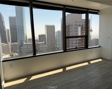 1100 Wilshire - Photo Thumbnail 10