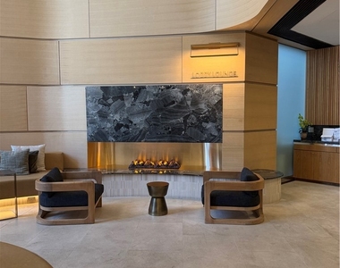 1100 Wilshire - Photo Thumbnail 4