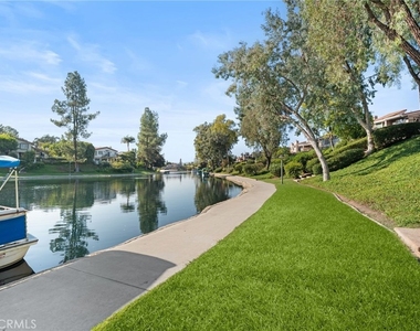 23034 Park Sorrento - Photo Thumbnail 6