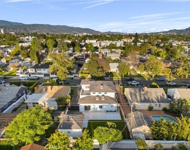 6051 Teesdale Avenue - Photo Thumbnail 3
