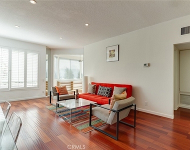 8960 Cynthia Street - Photo Thumbnail 1