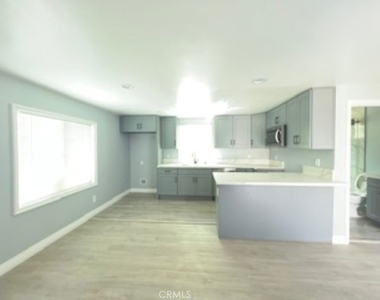 8611 Rio Dell Street - Photo Thumbnail 3