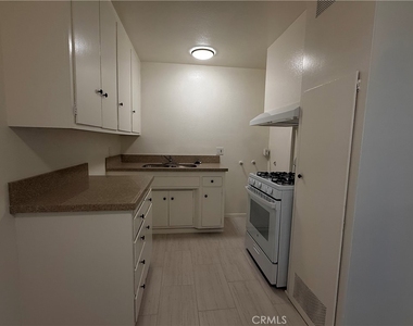 248 Redwood - Photo Thumbnail 1