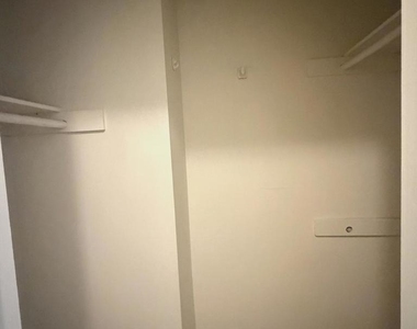 277 E Sierra Madre Boulevard - Photo Thumbnail 9