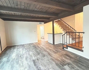 24851 Rollingwood Road - Photo Thumbnail 8