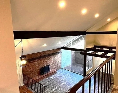 24851 Rollingwood Road - Photo Thumbnail 18