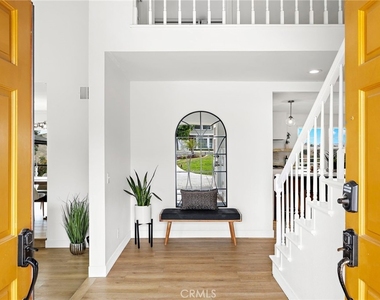 29252 Country Hills - Photo Thumbnail 5