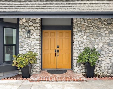 29252 Country Hills - Photo Thumbnail 4