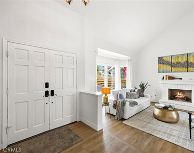 29252 Country Hills - Photo Thumbnail 6