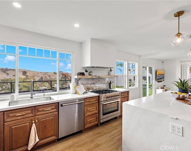 29252 Country Hills - Photo Thumbnail 15