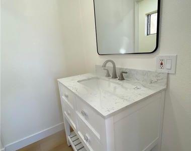 7791 Slater - Photo Thumbnail 7