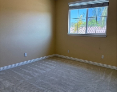 5 Stonegate - Photo Thumbnail 15