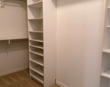 5 Stonegate - Photo Thumbnail 14