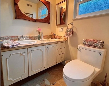 16711 Greenview - Photo Thumbnail 14