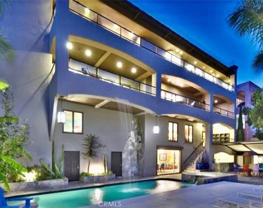 7218 Mulholland - Photo Thumbnail 9