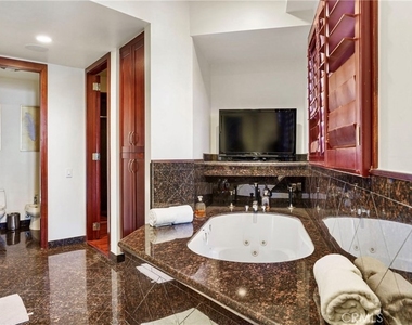 8827 Evanview - Photo Thumbnail 24
