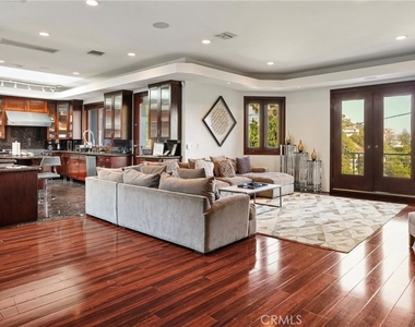 8827 Evanview - Photo Thumbnail 20