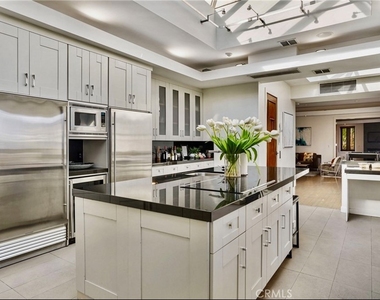 8827 Evanview - Photo Thumbnail 11