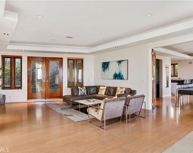 8827 Evanview - Photo Thumbnail 9
