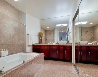 8827 Evanview - Photo Thumbnail 10