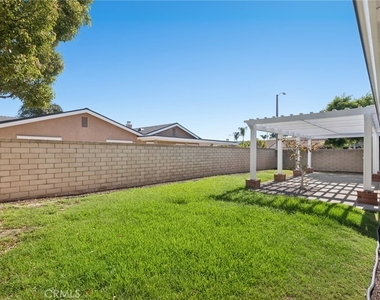 8822 Bellshire - Photo Thumbnail 21