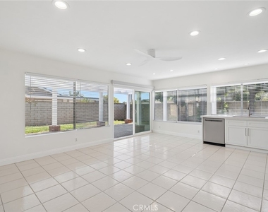 8822 Bellshire - Photo Thumbnail 7