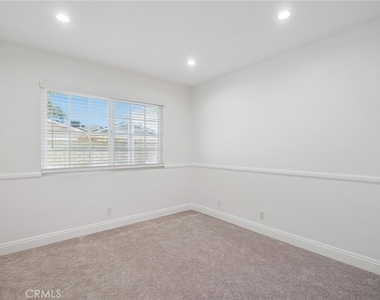 8822 Bellshire - Photo Thumbnail 16