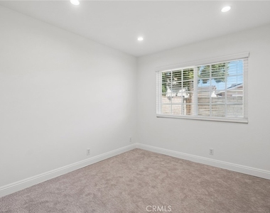 8822 Bellshire - Photo Thumbnail 15