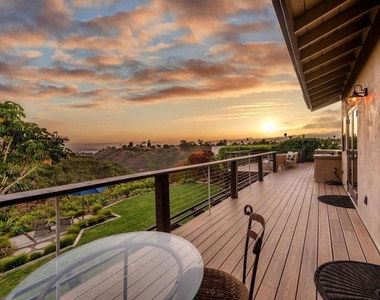 3811 Hiawatha Way - Photo Thumbnail 3