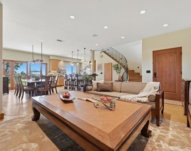 3811 Hiawatha Way - Photo Thumbnail 7