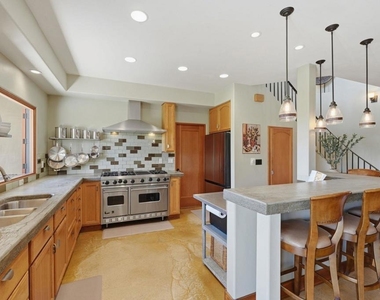 3811 Hiawatha Way - Photo Thumbnail 13