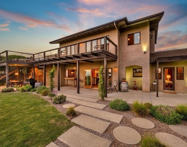 3811 Hiawatha Way - Photo Thumbnail 62